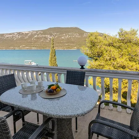 Stunning In With Sauna Casa vacanze Ston